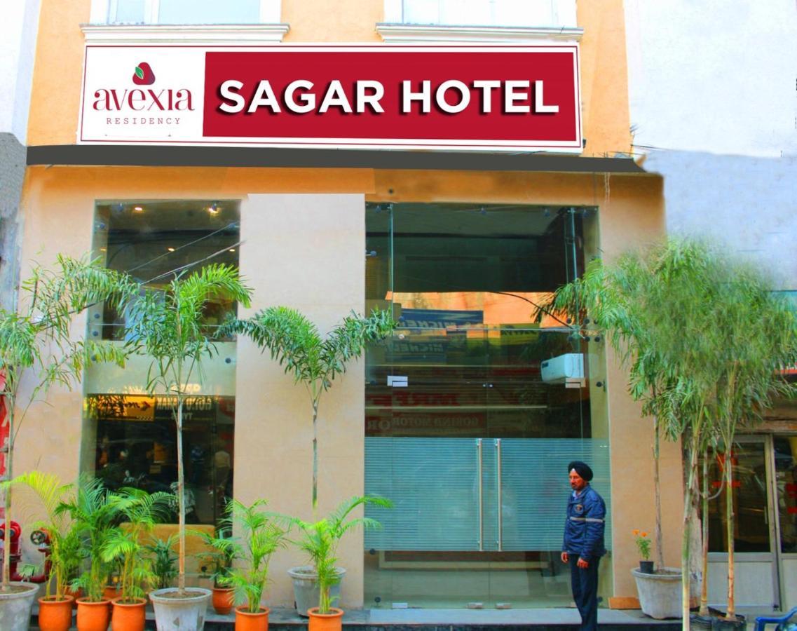 Sagar Hotel Just 5 Min From Golden Temple Amritsar Ngoại thất bức ảnh
