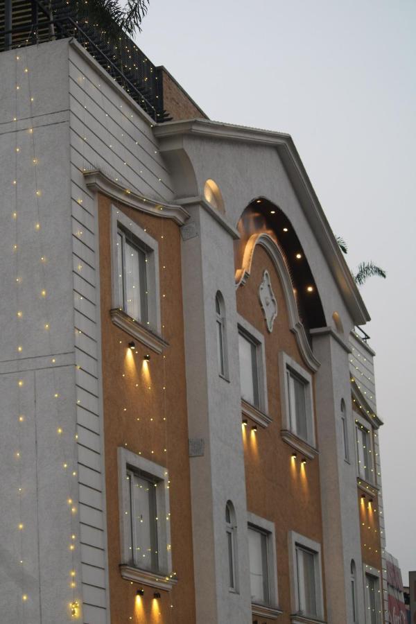 Sagar Hotel Just 5 Min From Golden Temple Amritsar Ngoại thất bức ảnh