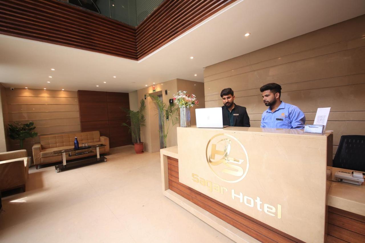 Sagar Hotel Just 5 Min From Golden Temple Amritsar Ngoại thất bức ảnh