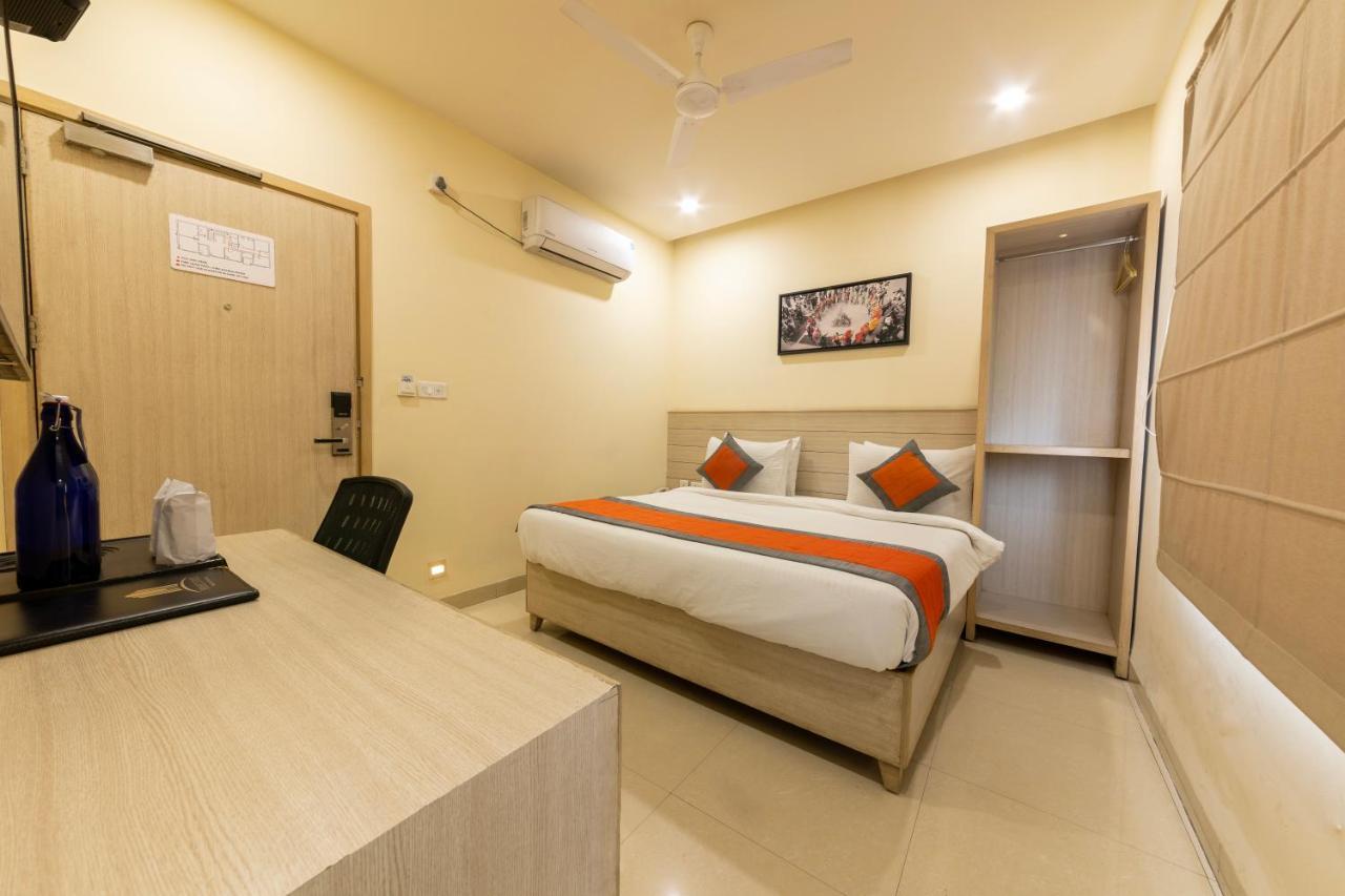 Sagar Hotel Just 5 Min From Golden Temple Amritsar Ngoại thất bức ảnh