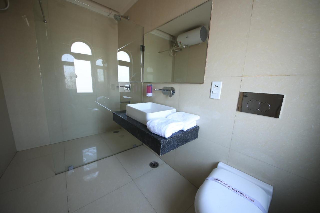 Sagar Hotel Just 5 Min From Golden Temple Amritsar Ngoại thất bức ảnh