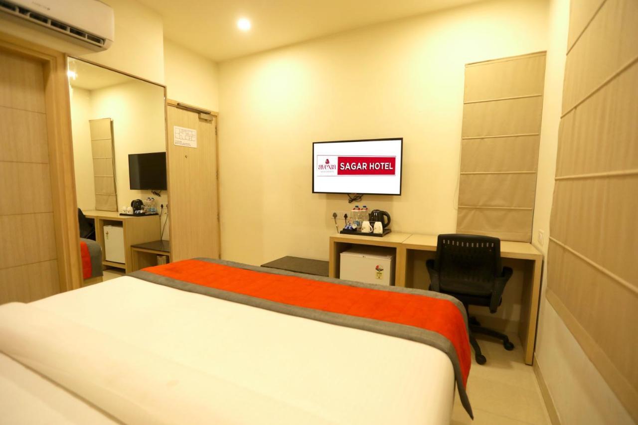 Sagar Hotel Just 5 Min From Golden Temple Amritsar Ngoại thất bức ảnh