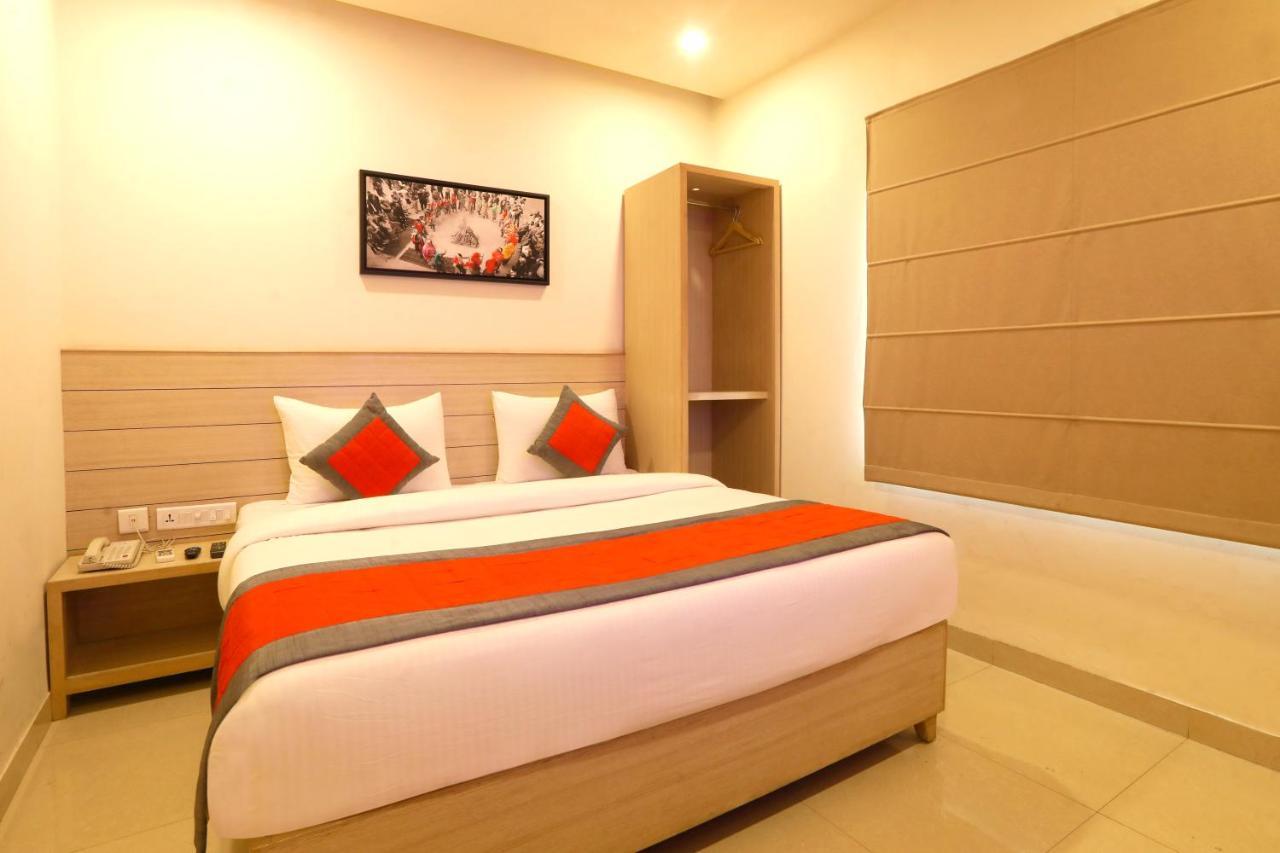 Sagar Hotel Just 5 Min From Golden Temple Amritsar Ngoại thất bức ảnh